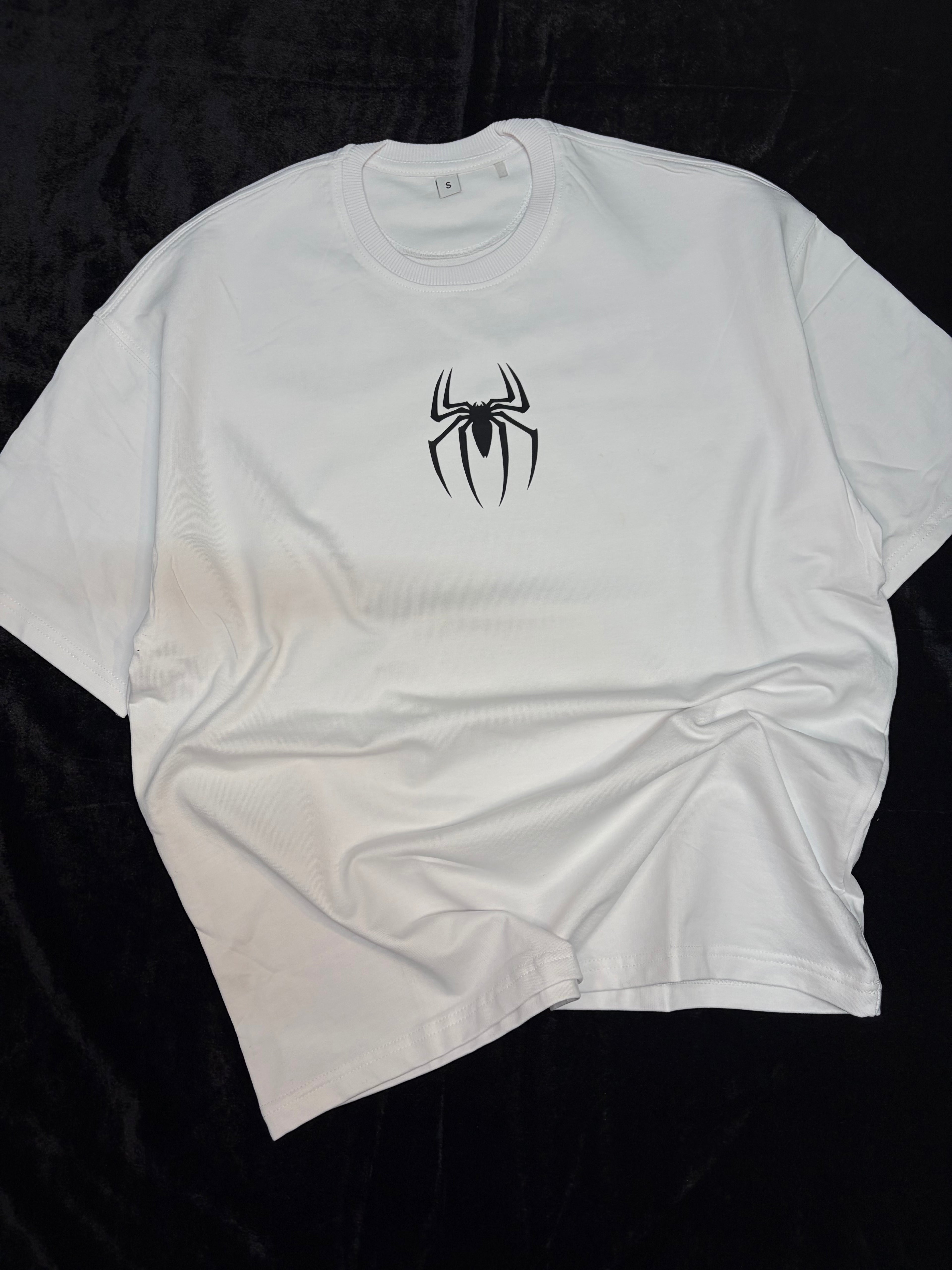 RYNAR Oversized Noir Web Tee